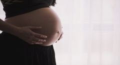 Co można, a czego nie można w ciąży? Poznaj fakty i mity